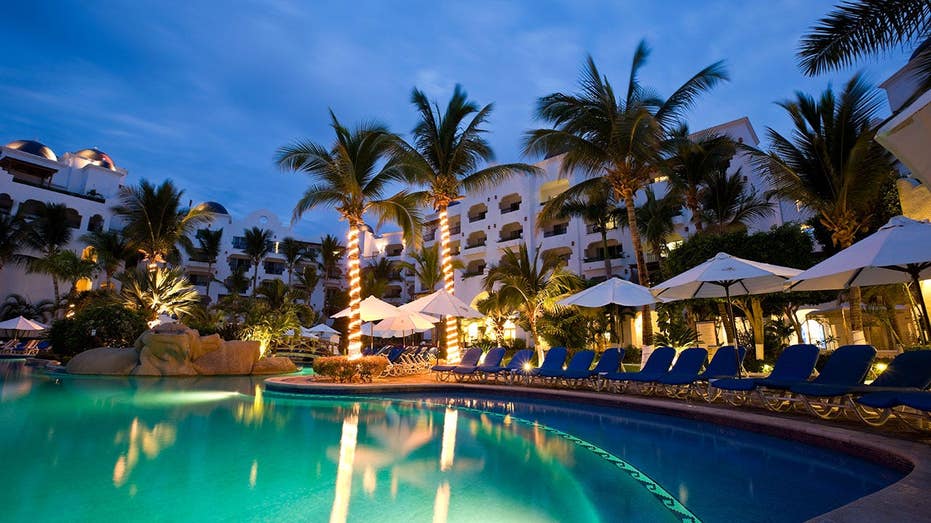 Cruise director warns overnight hotel stays could leave passengers stranded abroad Accountant Find